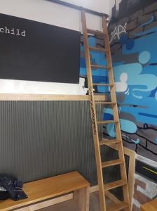 Middle child cafe - Fit out 